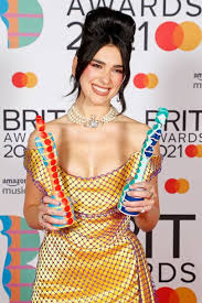 On may 11, dua lipa performed a medley of songs from her future nostalgia album at this year's brit awards ceremony , and honestly, we're going to be thinking about it for quite some time. Qymltljoyt5qlm