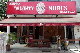 But naughty nuri's is not just any random street side food stall. Naughty Nuri S Desa Sri Hartamas Pork Ribs The Yum List