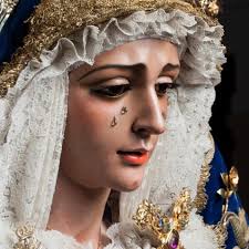 Victoria Virgen's Instagram, Twitter & Facebook