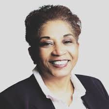 Ada Alpert's Instagram, Twitter & Facebook