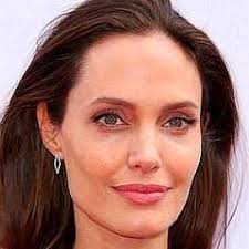 Angelina jolie discusses family healing, feeling comfortable in her forties, vintage fashion and more with edward enninful in the march 2021 issue of british vogue. Who Is Angelina Jolie Dating Now Boyfriends Biography 2021