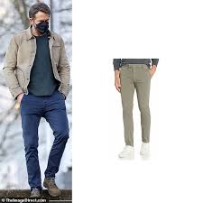 Ryan reynolds' reunion with samuel l. Ryan Reynolds Wearing J Brand Pants At The Adam Project On January 20 2021