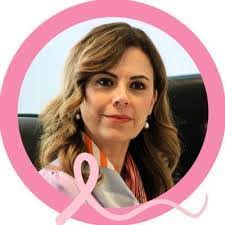 Dora Arellano's Instagram, Twitter & Facebook