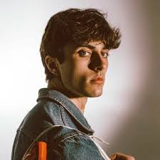 Christian Locke's Instagram, Twitter & Facebook