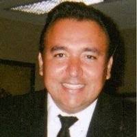 Alberto Vallin's Instagram, Twitter & Facebook