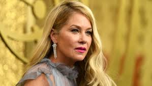 She shares a lavish house with present husband martyn in california. Cbxcrtsmda2fmm