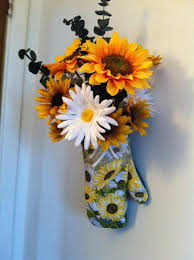 Shop our assortment of decor which includes rugs, steer horns, clocks, & more! Technology Article