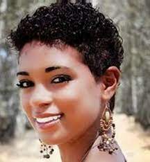 The length is short and the coils are highlighted with blond color. Natural Cute Hairstyles For Short Curly Hair Folade