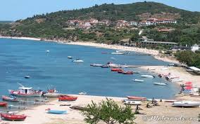 Ouranoupoli beach if being by the water is a major draw, ouranoupoli beach is a spot you might want to check out, located 1.1 mi (1.8 km) from central ouranoupoli. Motorrad Vermietung In Ouranoupolis