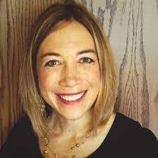 Leila Mayer's Instagram, Twitter & Facebook