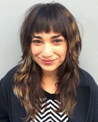 With any kind and color of dress, red, black, blue, yellow, green, pink or white, shaggy haircuts ensure to give your personality a superb look with lots of positive and effective changes. 21 Feminine Shaggy Haircuts And Hairstyles To Try In 2022