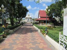 Ke yala dengan kereta api. Seni Lama Melayu Malay Olden Art Kuil Pasak Pillar Shrine Of Yala