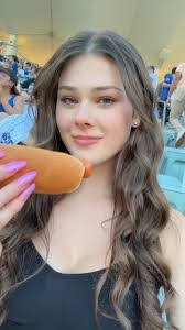 Dane Ross's Instagram, Twitter & Facebook