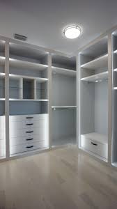 How to plan and design a walk in closet? 75 Beautiful Modern Closet Pictures Ideas July 2021 Houzz