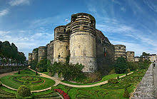Philippe vi convoque donc une armée de 7 000 hommes renforcée de mercenaires génois à angers pour le 26 septembre 1341. Liste Der Grafen Und Herzoge Von Anjou Wikipedia