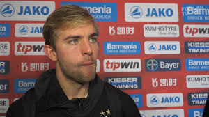 Even if some gladbach fans i'm not sure i've ever seen chris kramer play a match where he didn't get his head knocked in. Stimme Christoph Kramer Fohlentv