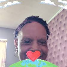 Here is something we enjoyed growing up. Cottage Cheese with Peaches!! 🍑