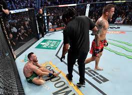 Watch dustin poirier and conor mcgregor make weight on friday morning in las vegas for their ufc 264 trilogy fight. 8y84hffi7bv1fm