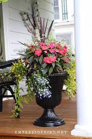 We make it simple for you to add flower joy to your home with beautiful, selected planters, delivered to your door. 25 Planter Ideas For Porches And Front Gardens