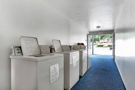 However, you must pay to rent the tv or bring your own. Our Gallery Usa Inn