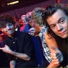 E circa un'ora fa, harry styles dei one direction si è unito ai loro ranghi. Always In My Heart Harry Styles Yours Sincerely Louis Home Facebook