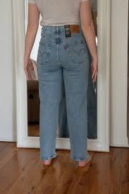 That really really big stuff going on. Are Levi S Jeans Petite Pear Friendly The Petite Pear Project Mom Jeans Outfit Curvy Jeans High Skinny Jeans