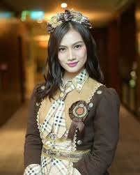 Melody also has a scale. Beragam Kejutan Dari Melody Nurramdhani Usai Lulus Dari Jkt48 Hingga Menikah Kumparan Com