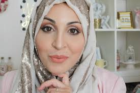 68 rue de rome, 13006 marseille. Asma Make Up Asma Fares Maquilleuse Pro Et Chignons Mariee A Marseille 13