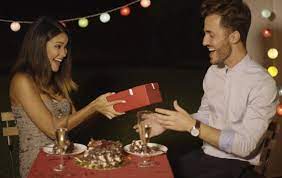 Agar anda tak pusing karena ingin memberikan sebuah kado istimewa, yuk lihat ide dan inspirasi kado dari kami! Kering Idea Nak Bagi Apa Ini 7 Barang Selamat Dijadikan Hadiah Sempena Hari Jadi Teman Lelaki I Suke Mstar