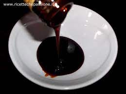 Ne consegue che i grassi forniscono al nostro corpo in media 9 kcal per grammo. Miele Di Fichi La Ricetta