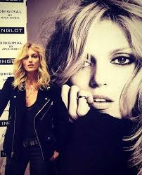 Anja rubik is breaking the rules for flair magazine october 2014 photographer: Pin On Anja Rubik