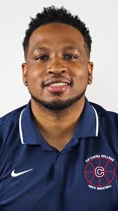 Sam Moir's Instagram, Twitter & Facebook