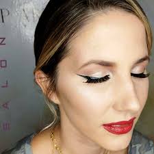 Somos tu mejor alternativa para tu actividad. Servicio de maquillaje y  peinado para toda ocasión. #peinados #recogidos #maquilljaje #makeup  #promseason #wedding #makeuplooks #mayagüez #puertorico @ Mayagüez, Puerto  Rico