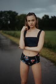 Lilly Krug - Free pics, galleries & more at Babepedia