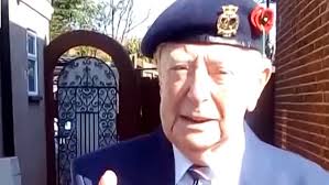 Captain tom moore becomes colonel in honorary promotion. Captain Tom Moore Turns 100 The War Veteran Who Became Nhs Hero Metro News