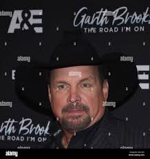 Brooks garth hi-res stock photography and images