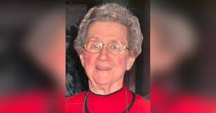 Sonia Walden's Instagram, Twitter & Facebook