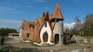 Castelul De Lut Valea Zanelor Un Hotel De Miedo En Transilvania