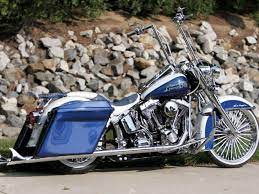 Cholo Bike Sur Base De Softail De Luxe Best Baggers Pinterest Harley Davidson And Harley