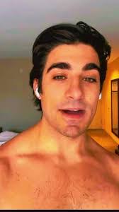 Andrew Decoster's Instagram, Twitter & Facebook