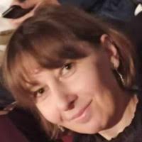 1600+ "Polit" profiles