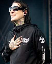 Let's welcome our new members Justin Vybz, Rosmari Ram, Diana Gricel  Flores, Alex White, Justin Harrison, Omar Jaen Gomez, Kenny Brinson, Seren  Sinclair, JJ Smith, Warley Ferreira, Sara Degnan, Chantele A. Beaton,