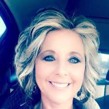 Stacey Edmiston's Instagram, Twitter & Facebook