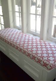 Built In Bench Bench Seat Cushion Many More Are Available Http Www Vickswoodworkingplans Com Indoor Bench Seating Bench Seat Cushion Window Seat Cushions