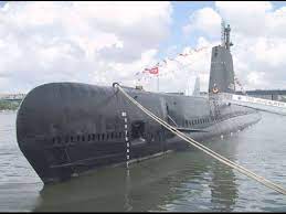Müzede denizaltı, feribot, gemi, uçak, lokomotif ve. Tcg Ulucalireis S 338 Muze Denizalti Youtube