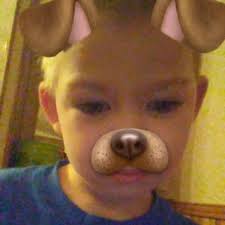 Gloria Mangrum's Instagram, Twitter & Facebook