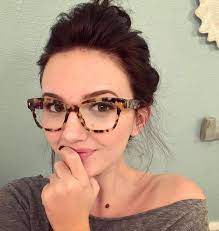 Stassi Schroeder On Twitter Stassi Schroeder Glasses Schroeder