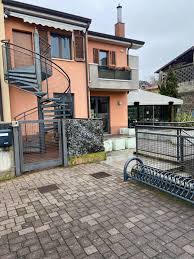 Panificio, bar e farmacia nel mirino dei ladri: tanti danni, ma restano  sempre a mani vuote - Prima Treviglio