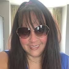 Let's talk about what your favorite Girl Scout cookies are. I like the  Samoas/caramel delights. So why not combine it with cheesecake. Caramel  delight cheesecake bites! @everyone what is your favorite Girl