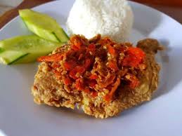 Setelah nyobain ayam geprek di salah 1 gerai ayam goreng, pak suami nantangin saya nih utk bikin ayam geprek sendiri dirumah. 11 Resep Ayam Geprek Yang Bisa Anda Coba Dirumah